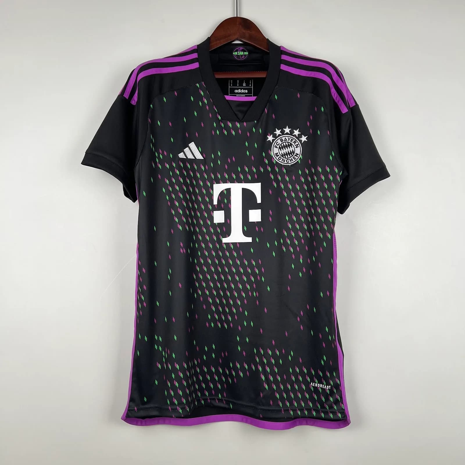 Camiseta Bayern Munich – Visitante – 2023-24