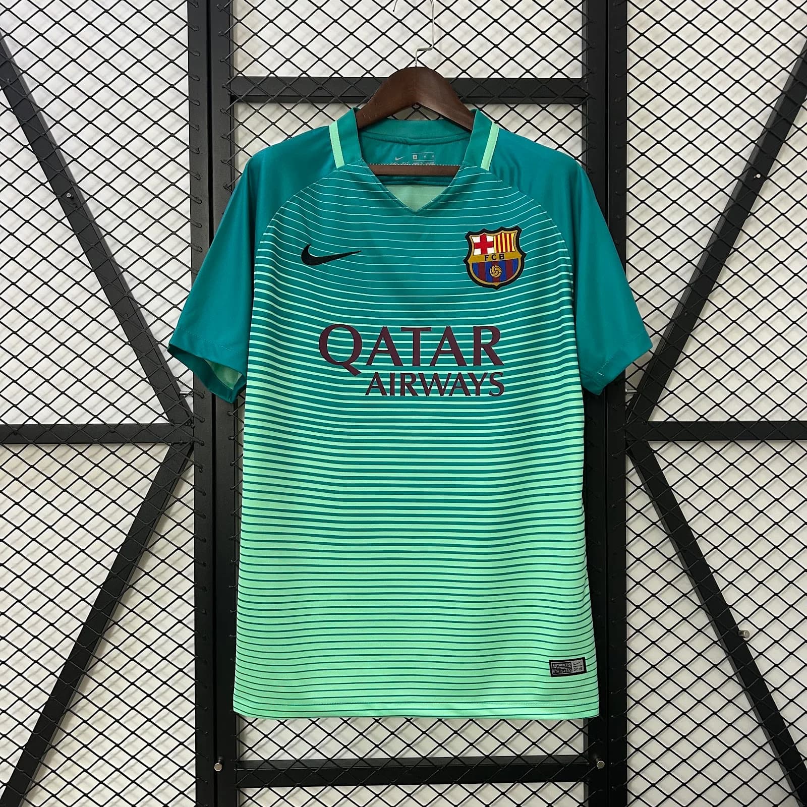 Camiseta Barcelona – Tercera equipación Retro – 2016-17