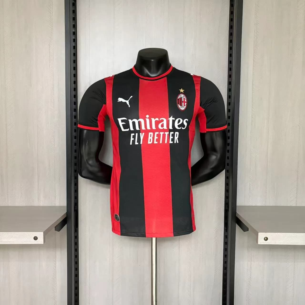 Camiseta Milán – Titular versión jugador – 2026-27