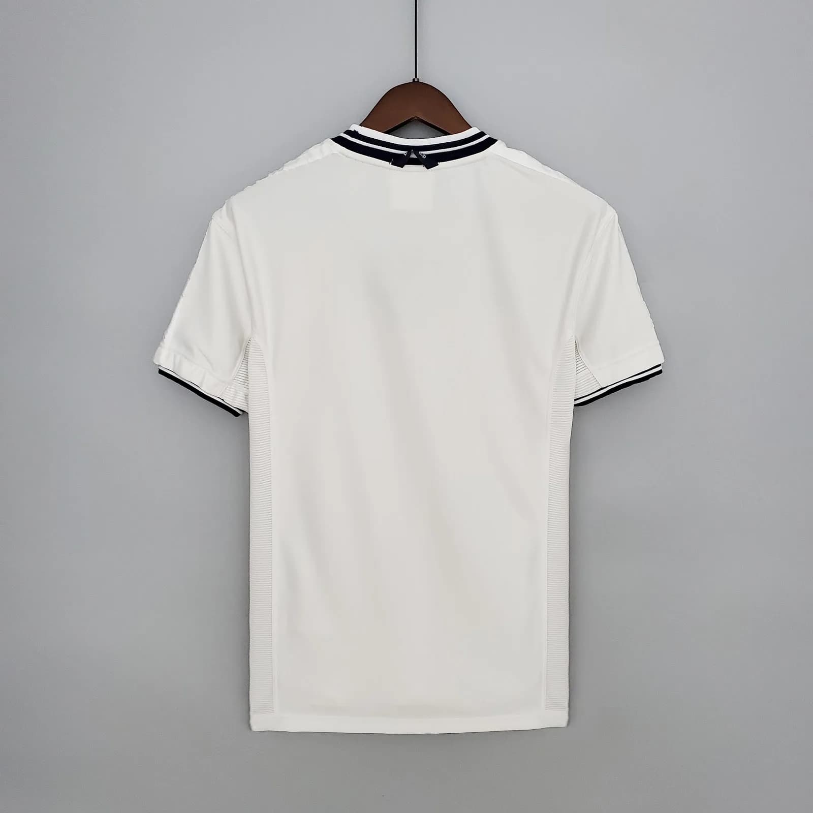 Camiseta Inglaterra – Titular Retro – 2000