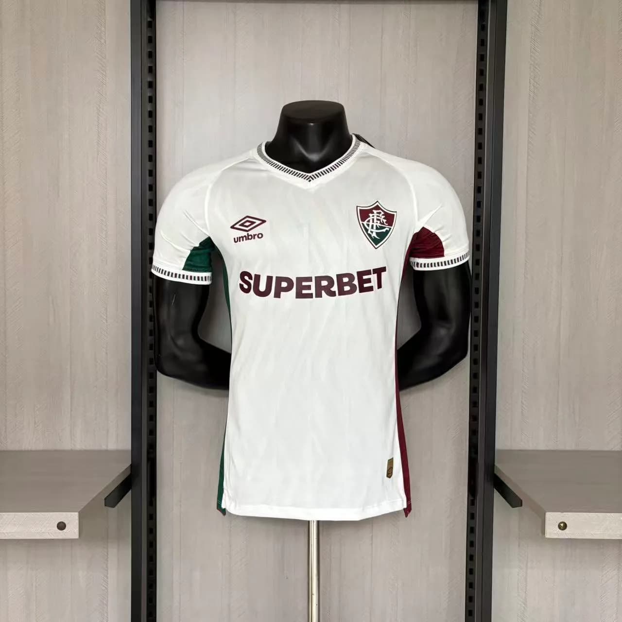 Camiseta Fluminense – Visitante versión jugador – 2025-26 – Variante 2