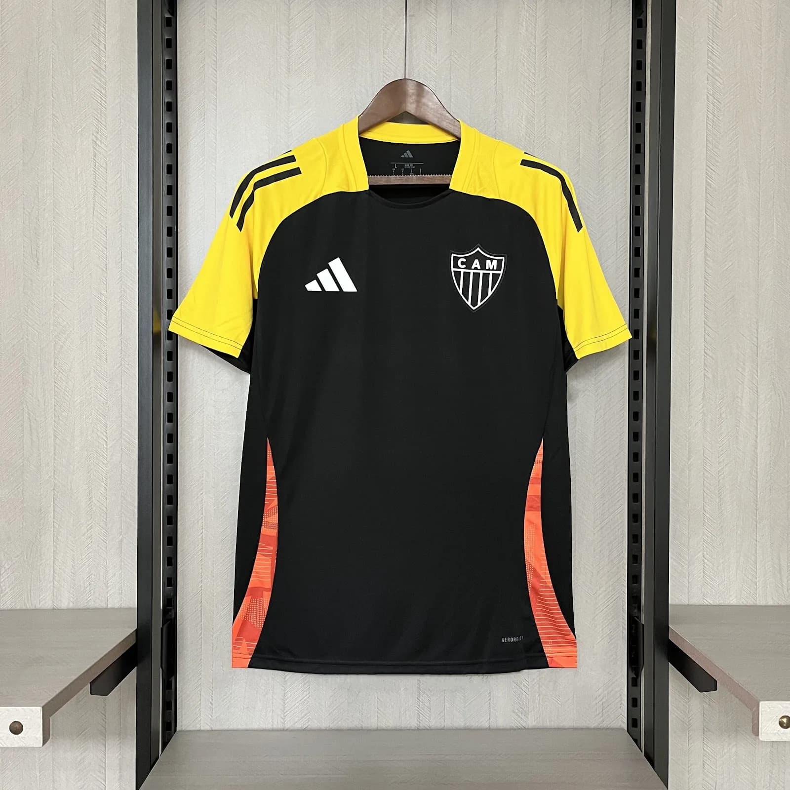 Camiseta Atletico Mineiro – Entrenamiento negra – 2025-26