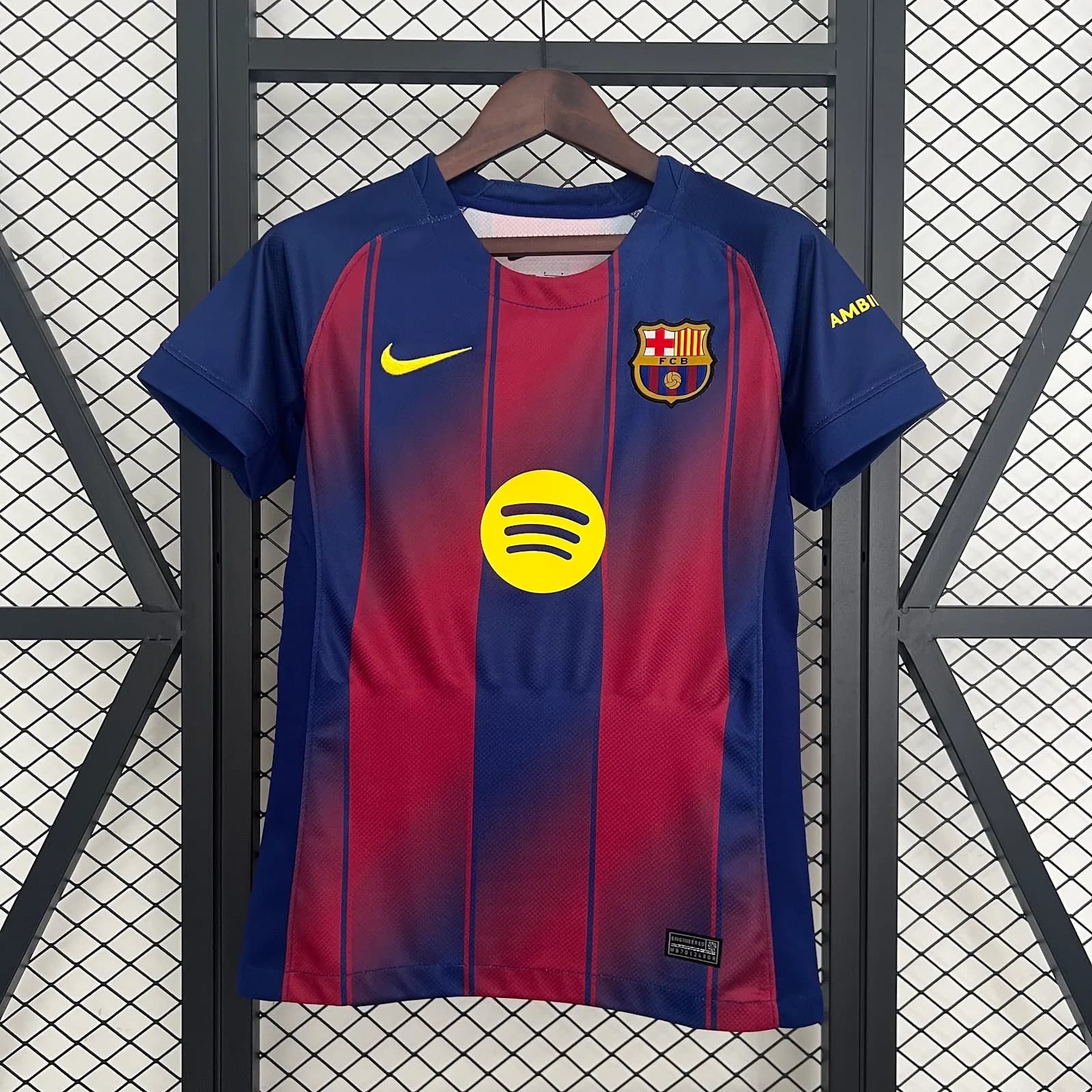 Camiseta Barcelona – Titular versión mujer – 2025-26