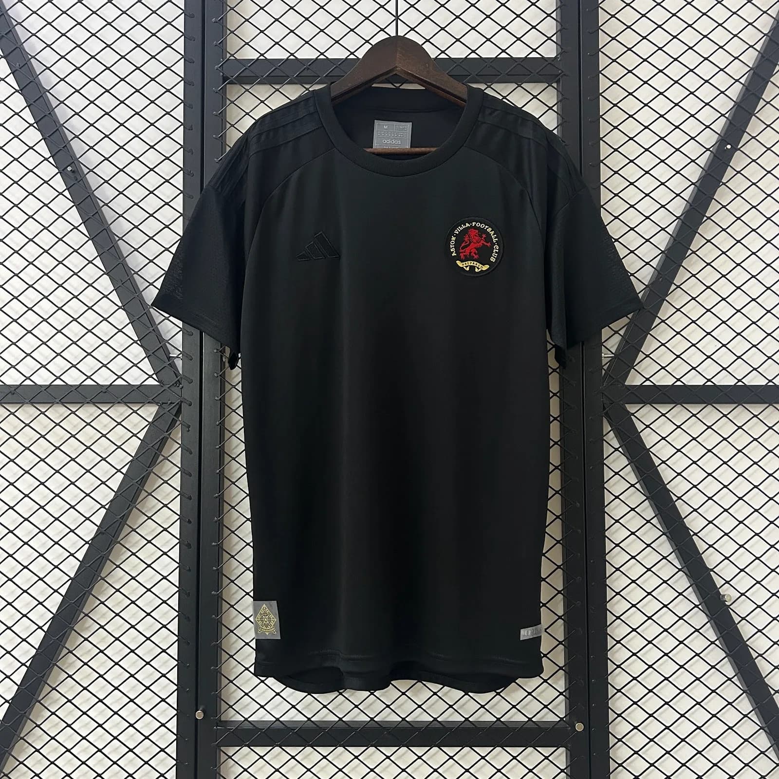 Camiseta Aston Villa – Aniversario negra – 2025-26