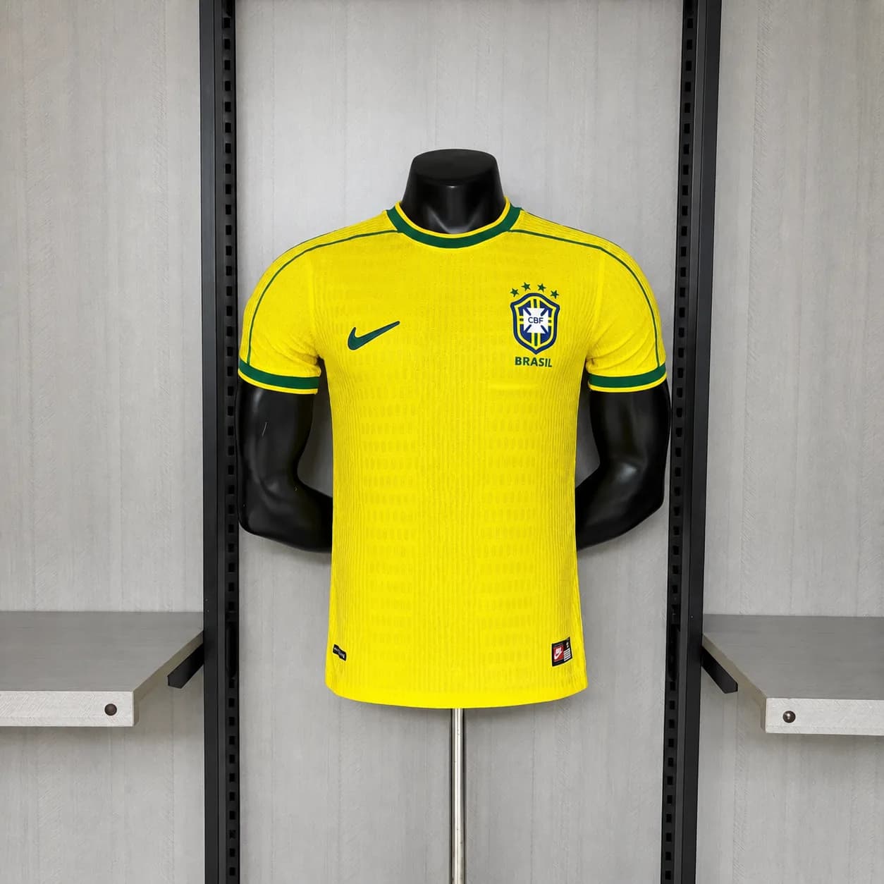 Camiseta Brasil – Titular versión jugador