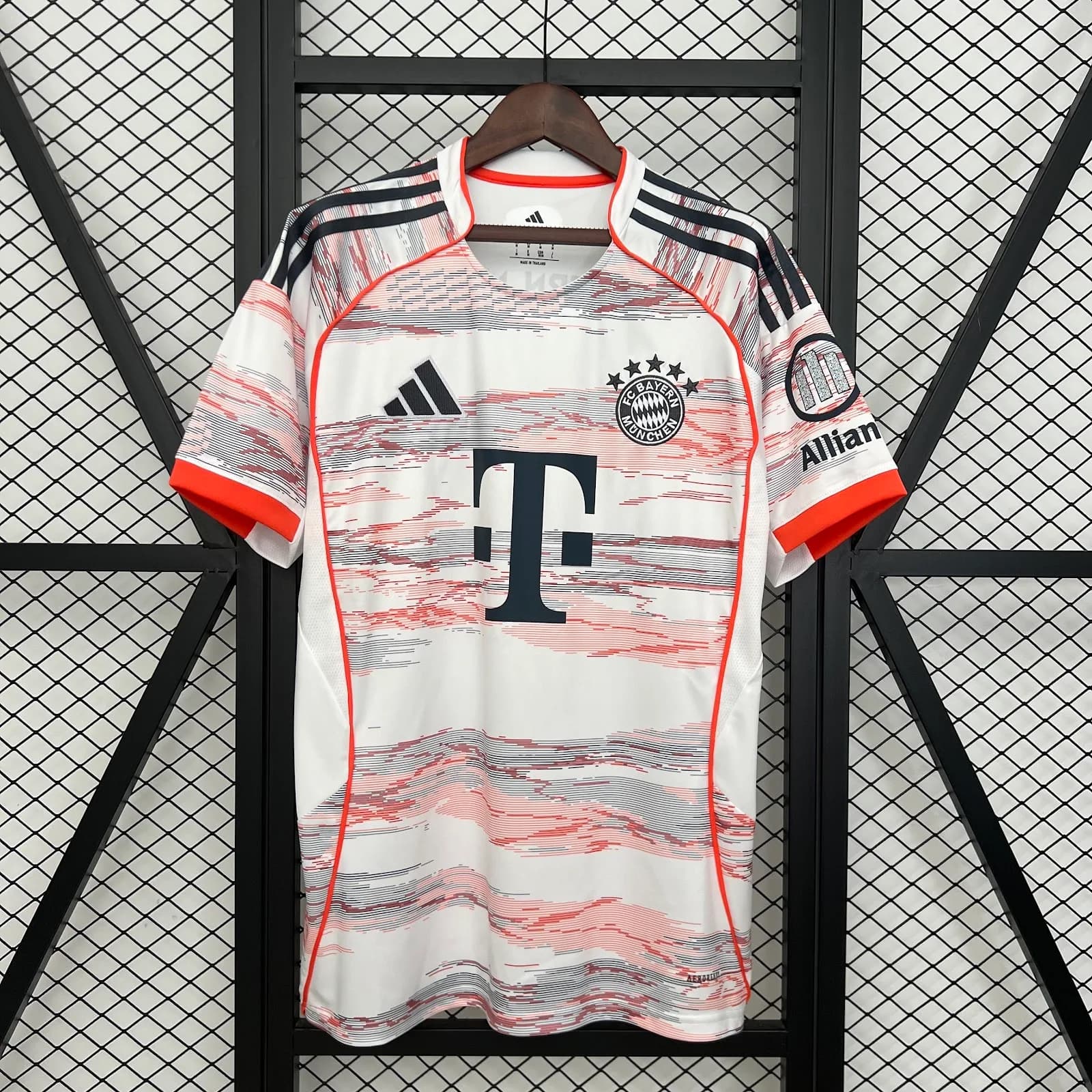 Camiseta Bayern Munich – Tercera equipación – 2025-26 – Variante 1