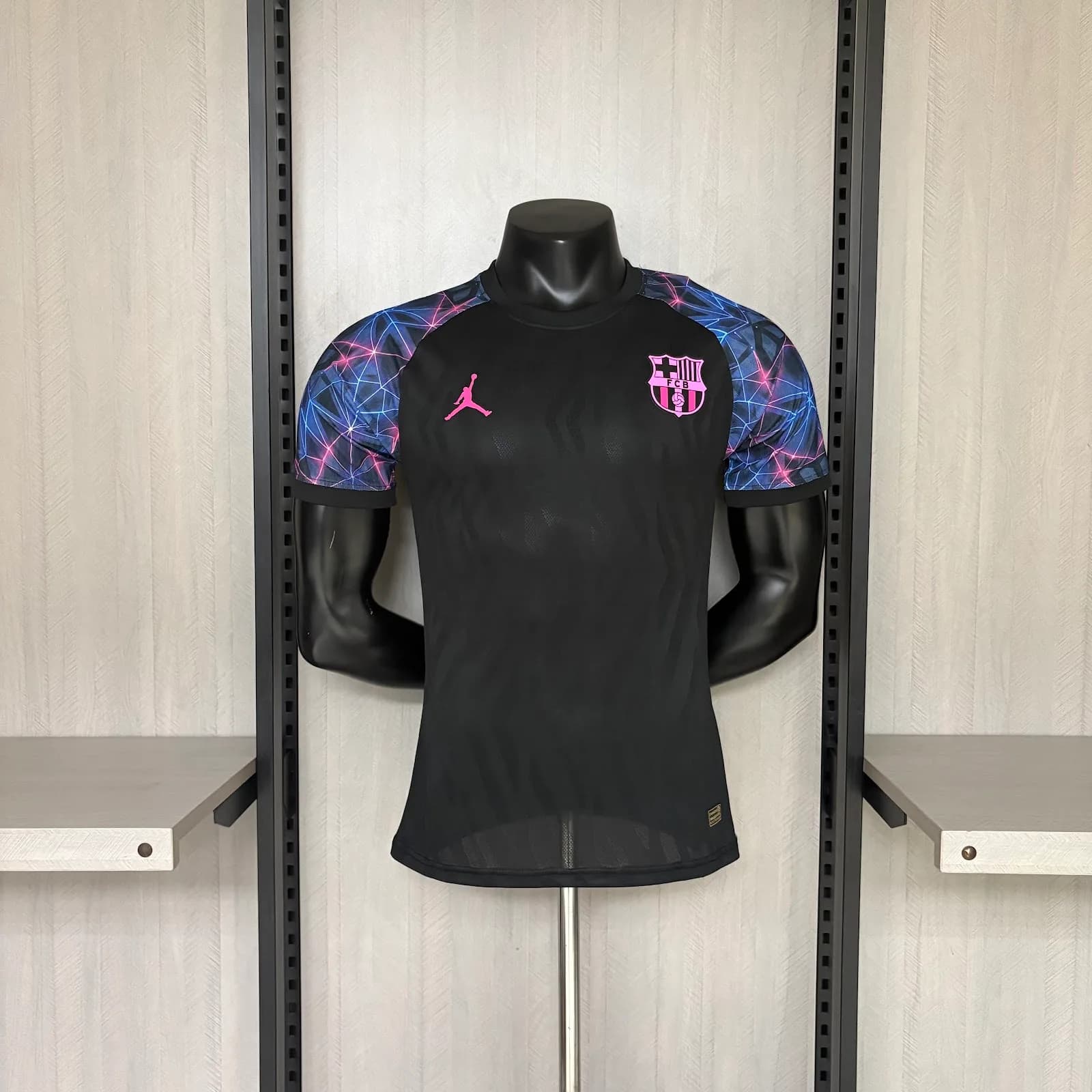 Camiseta Barcelona – Prepartido versión jugador – 2026-27