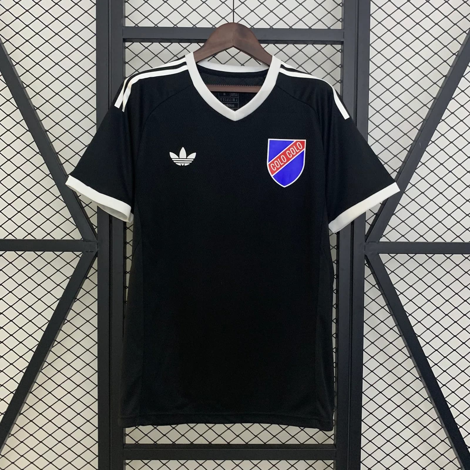 Camiseta Colo-Colo – Aniversario negra – 2025-26 – Variante 1