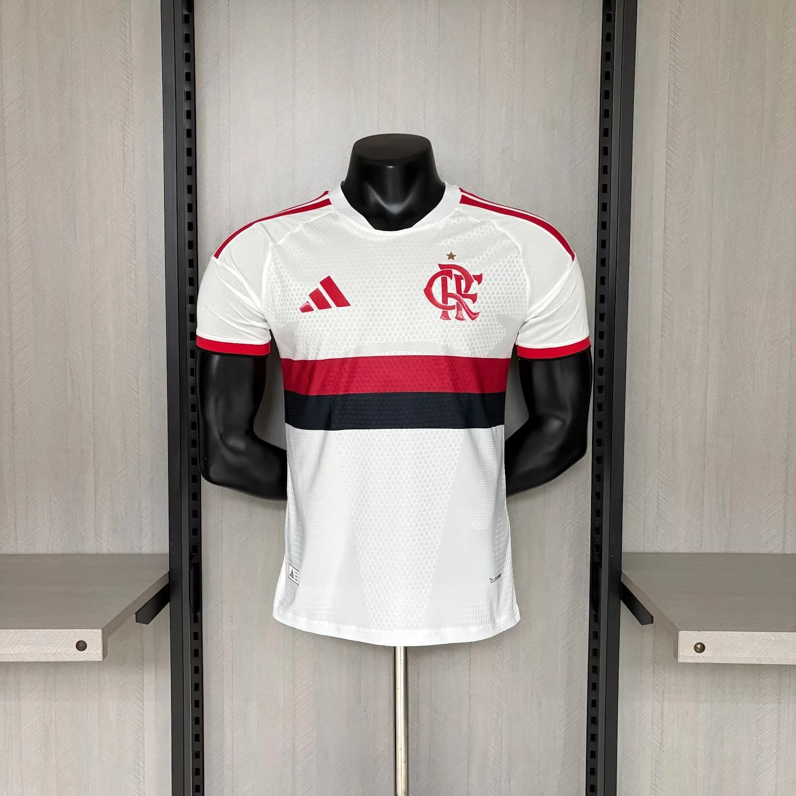 Camiseta Flamengo – Visitante versión jugador – 2026-27