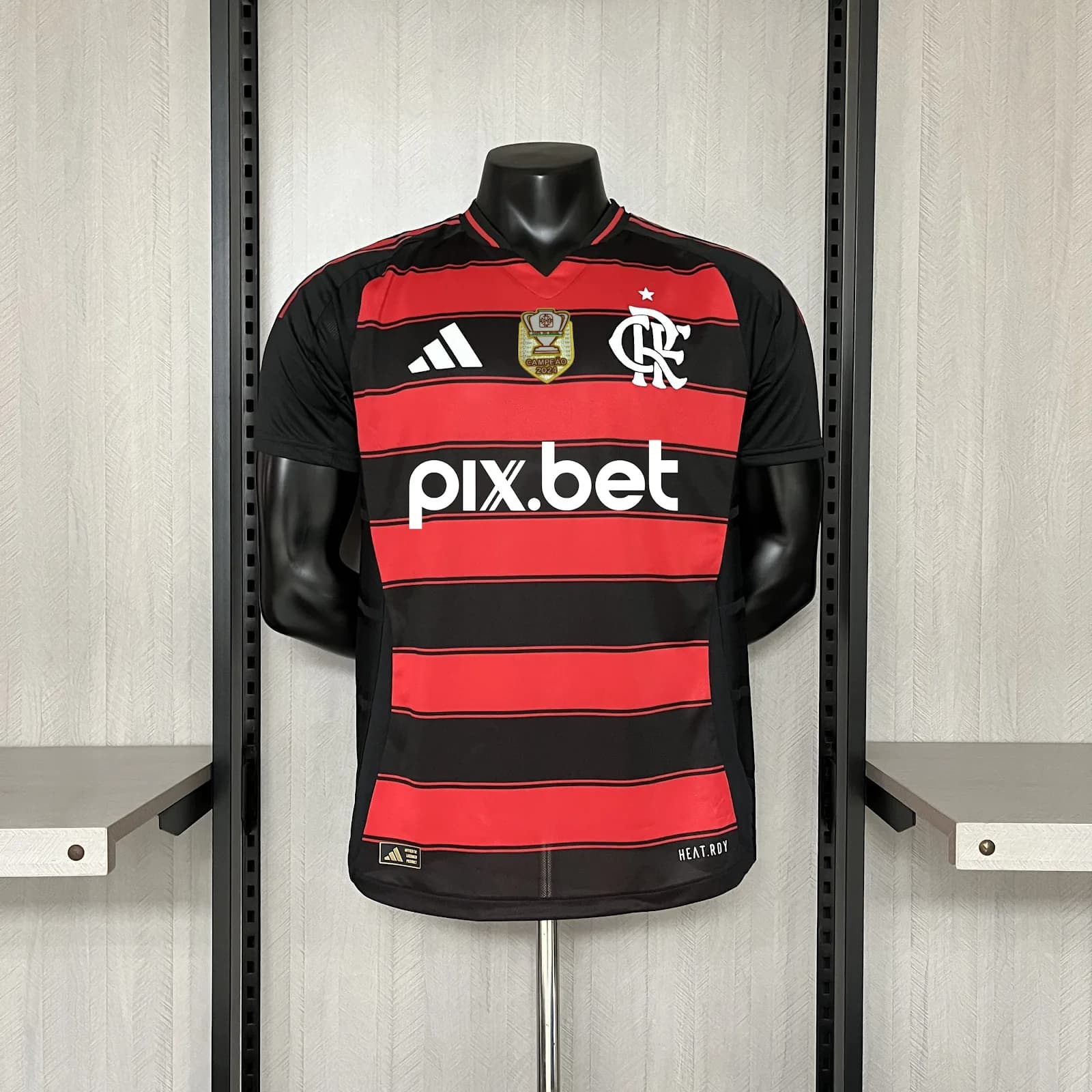 Camiseta Flamengo – Titular versión jugador con patrocinadores – 2025-26