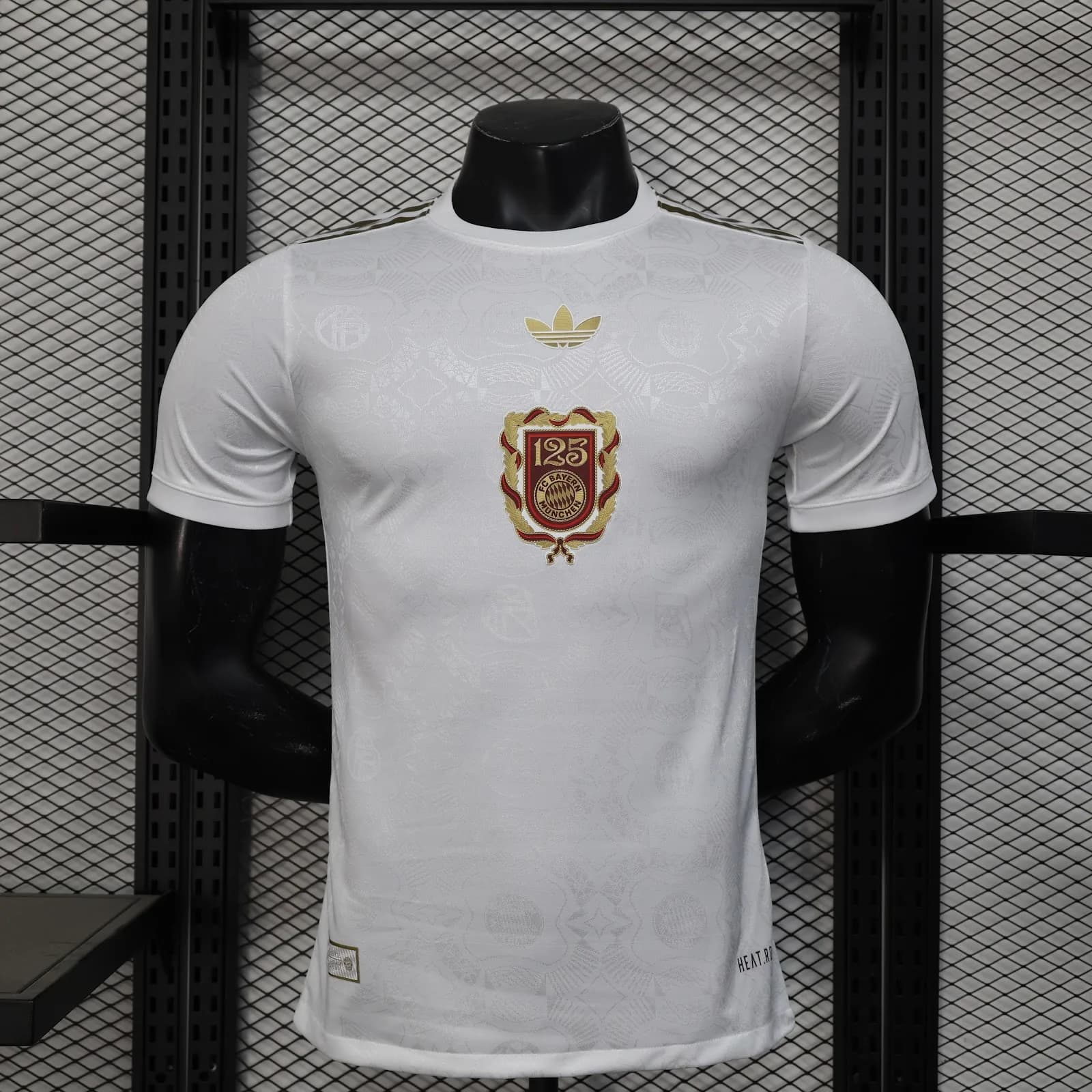 Camiseta Bayern Munich – Titular Edición especial 125 aniversario – 2025-26