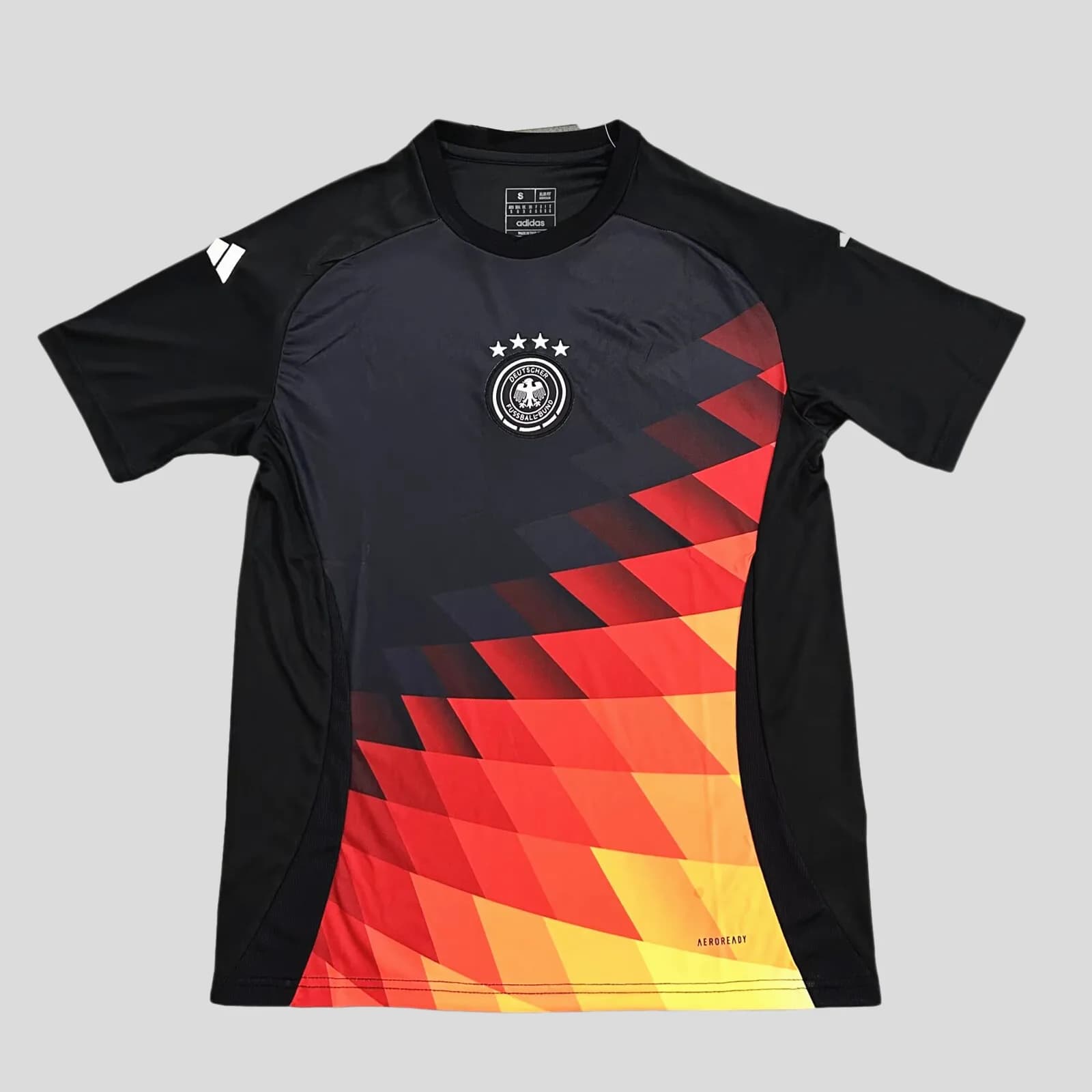 Camiseta Alemania – Prepartido con degrade – 2024-25