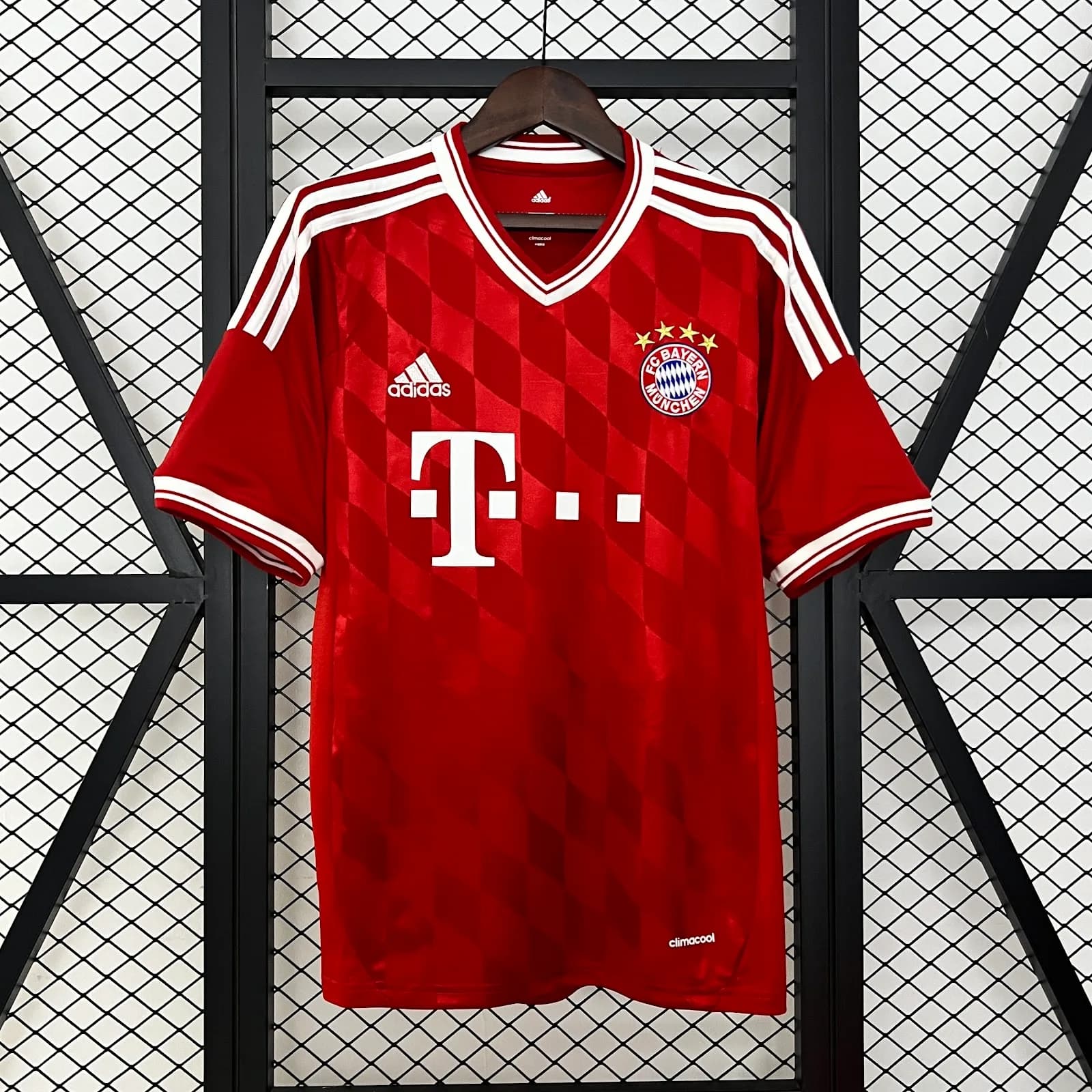 Camiseta Bayern Munich – Titular Retro con patrocinadores – 2013-14